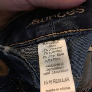 Maurice’s boot cut dark wash